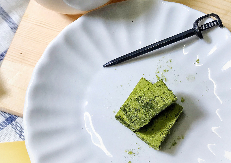 ♚宅配點心♚台南起士公爵。靜岡極濃抹茶生巧克力。生巧克力推薦。濃郁的苦甜滋味讓人回味，今年情人節我只想這樣寵愛自己