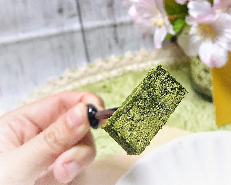 ♚宅配點心♚台南起士公爵。靜岡極濃抹茶生巧克力。生巧克力推薦。濃郁的苦甜滋味讓人回味，今年情人節我只想這樣寵愛自己