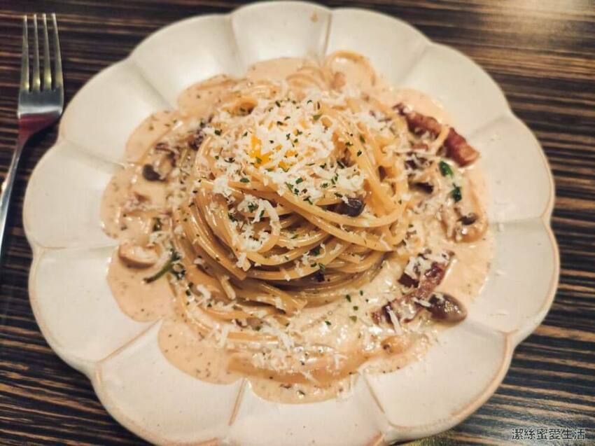 貓舌珈琲 奶奶蛋培根