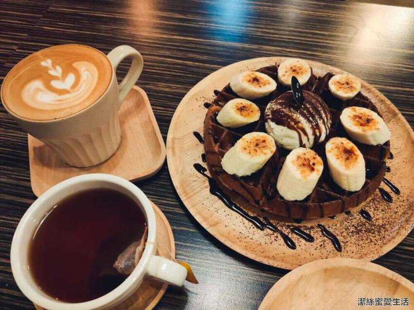 貓舌珈琲 香蕉巧克力鬆餅
