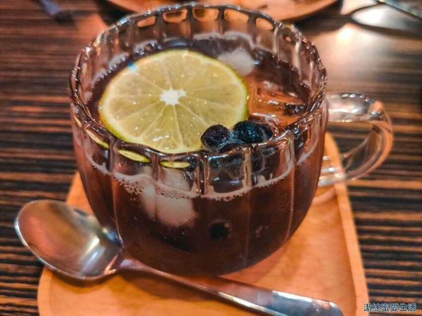 貓舌珈琲 蔓越莓泡泡