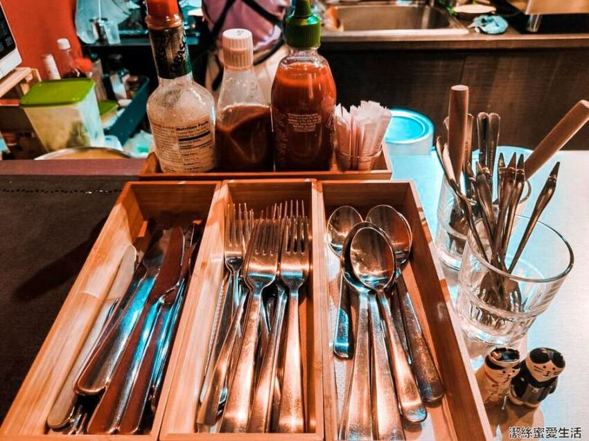 貓舌珈琲 餐具