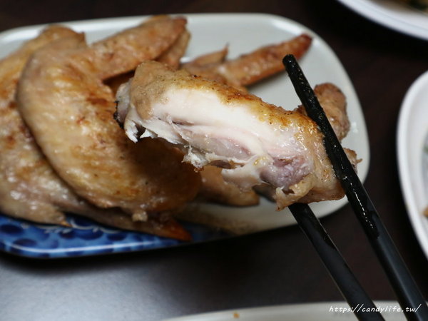 米噹泰式燒烤(台中店):台中美食│米噹泰式燒烤〃來自花蓮超人氣泰式燒烤在台中也吃的到,價格平價,菜色豐富,聚餐、宵夜首選!