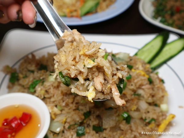 米噹泰式燒烤(台中店):台中美食│米噹泰式燒烤〃來自花蓮超人氣泰式燒烤在台中也吃的到,價格平價,菜色豐富,聚餐、宵夜首選!