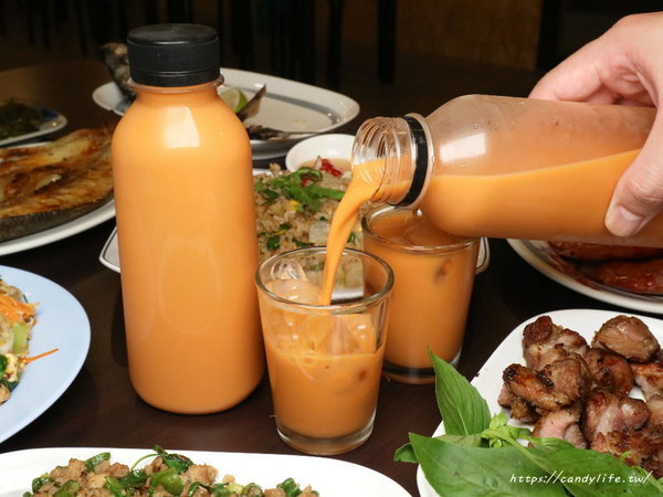 米噹泰式燒烤(台中店):台中美食│米噹泰式燒烤〃來自花蓮超人氣泰式燒烤在台中也吃的到,價格平價,菜色豐富,聚餐、宵夜首選!