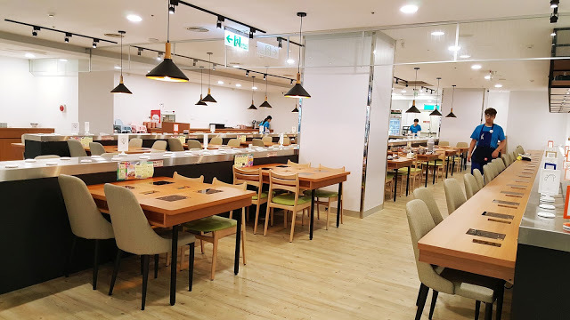 Food｜台南中西區｜小 XM 迴轉麻辣鍋～麻辣火鍋新體驗，創意料理自由配，新鮮食材轉轉轉，特色湯頭好驚豔！