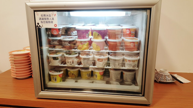 Food｜台南中西區｜小 XM 迴轉麻辣鍋～麻辣火鍋新體驗，創意料理自由配，新鮮食材轉轉轉，特色湯頭好驚豔！