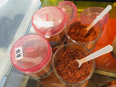 [台南美食] 劉妹鍋燒專賣店（關帝廳店）｜牛奶麻辣鍋燒意麵、青醬鍋燒意麵、藥膳菇菇鍋燒意麵