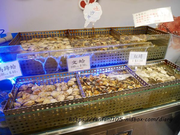 【新店火鍋】超越水產-超市火鍋 #一鍋二吃 #活海鮮 #產地直送 #平價供應 (2).JPG