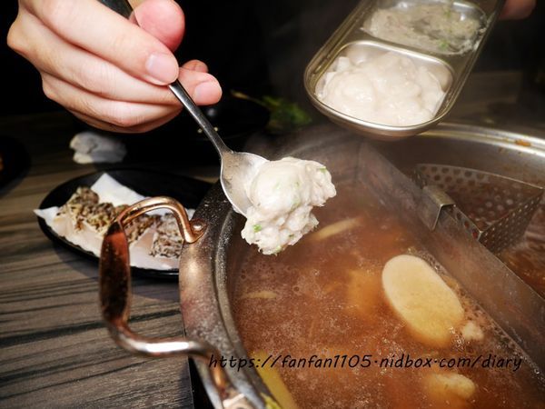 【新店火鍋】超越水產-超市火鍋 #一鍋二吃 #活海鮮 #產地直送 #平價供應 (53).JPG