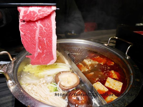 【新店火鍋】超越水產-超市火鍋 #一鍋二吃 #活海鮮 #產地直送 #平價供應 (44).JPG