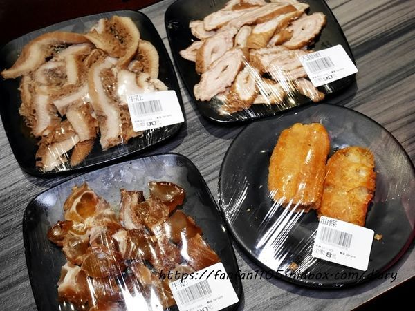 【新店火鍋】超越水產-超市火鍋 #一鍋二吃 #活海鮮 #產地直送 #平價供應 (24).JPG