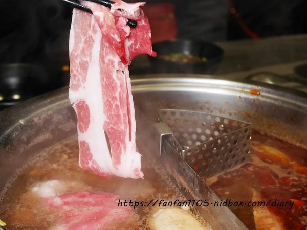 【新店火鍋】超越水產-超市火鍋 #一鍋二吃 #活海鮮 #產地直送 #平價供應 (51).JPG