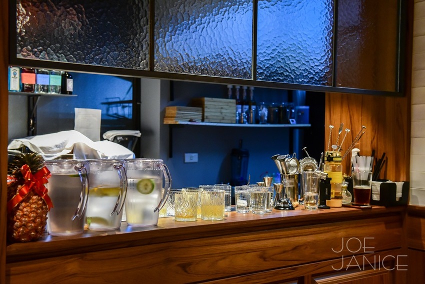 台北東區【Old Seat Restaurant.Cafe 川酒&咖啡】是川菜餐廳 也是餐酒館與咖啡廳 - 潔妮食旅生活