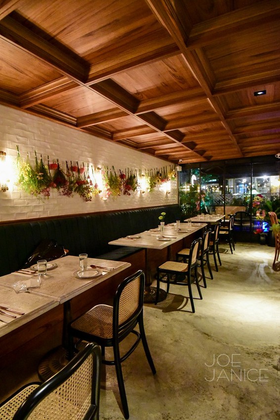 台北東區【Old Seat Restaurant.Cafe 川酒&咖啡】是川菜餐廳 也是餐酒館與咖啡廳 - 潔妮食旅生活