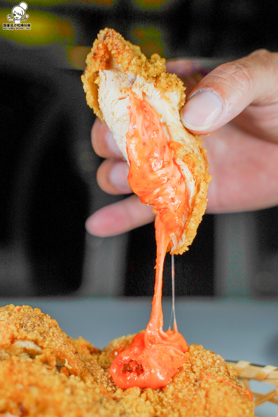 光華夜市美食 炸物 隱藏版 人氣 炸雞排 雞排 炸物 巷弄 必吃 爆料