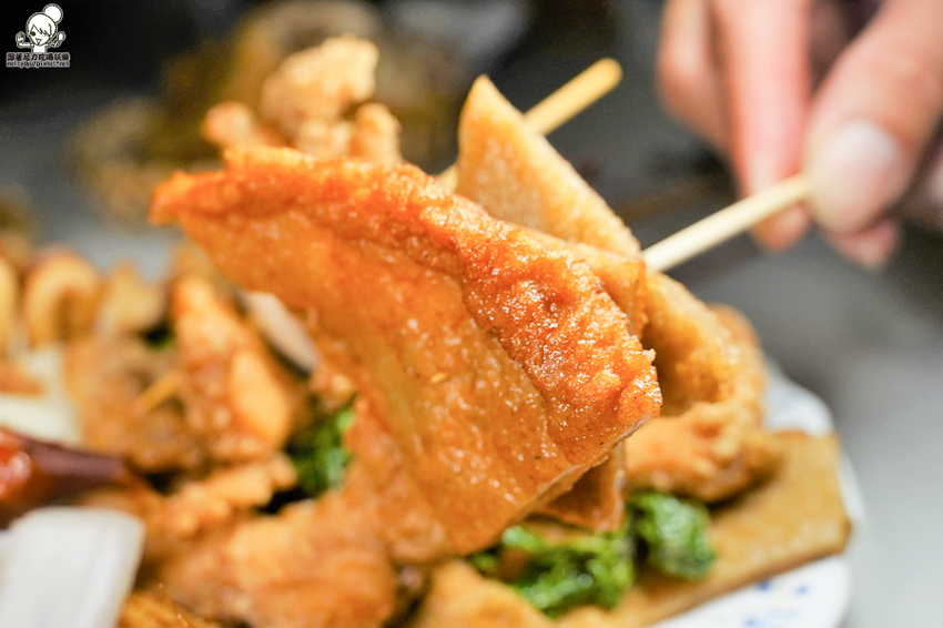 光華夜市美食 炸物 隱藏版 人氣 炸雞排 雞排 炸物 巷弄 必吃 爆料