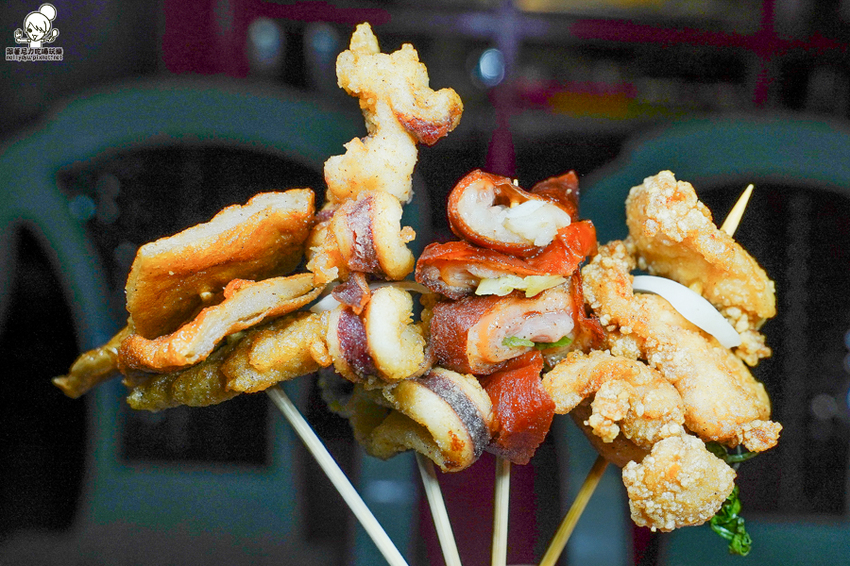 光華夜市美食 炸物 隱藏版 人氣 炸雞排 雞排 炸物 巷弄 必吃 爆料