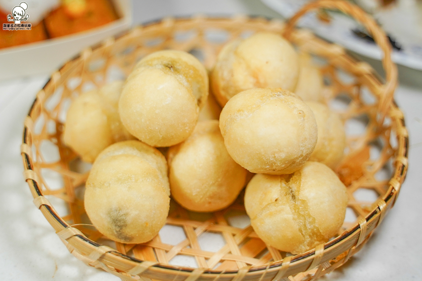 光華夜市美食 炸物 隱藏版 人氣 炸雞排 雞排 炸物 巷弄 必吃 爆料