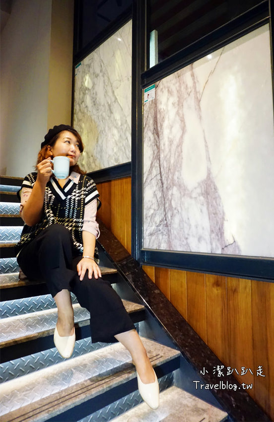 台中西屯》米石里概念館。輕食.傢俱.石磚個性工業風！IG打卡美拍景點,到貨櫃屋咖啡廳喝下午茶 - 小潔趴趴走旅遊札記