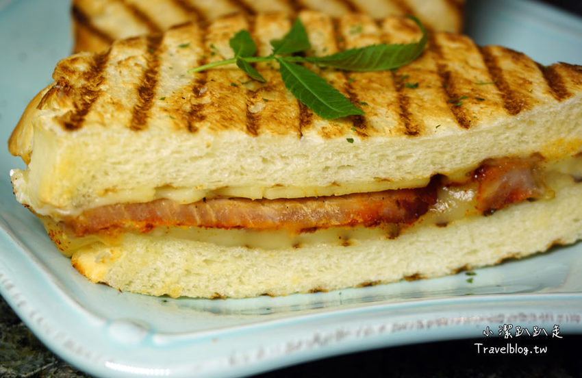 台中西屯》米石里概念館。輕食.傢俱.石磚個性工業風！IG打卡美拍景點,到貨櫃屋咖啡廳喝下午茶 - 小潔趴趴走旅遊札記