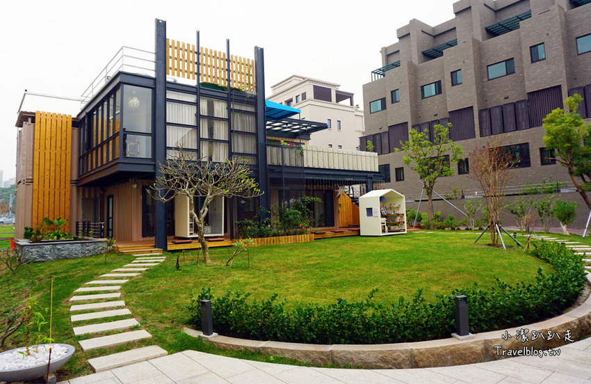 台中西屯》米石里概念館。輕食.傢俱.石磚個性工業風！IG打卡美拍景點,到貨櫃屋咖啡廳喝下午茶 - 小潔趴趴走旅遊札記