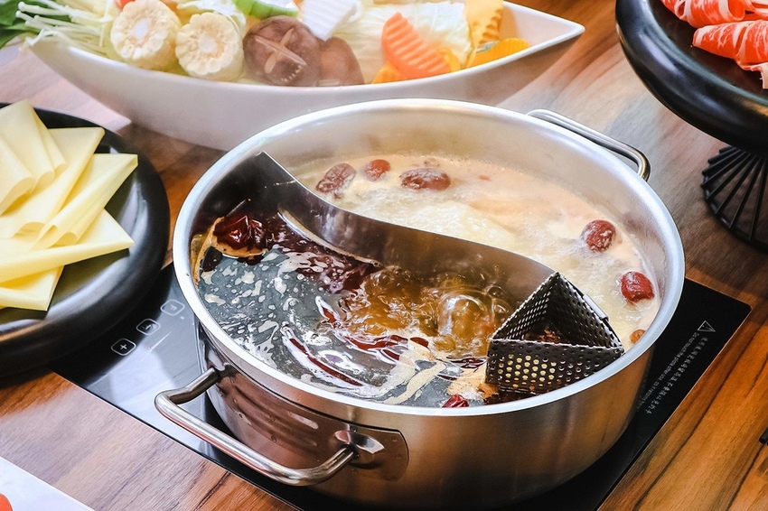 鍋&Bar精緻鍋物餐酒館