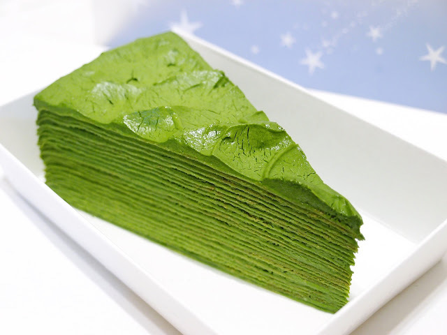 第21個抹茶千層是奶油界第1名,同場加映海鹽太妃開心果千層:《OZ cafe bistro》