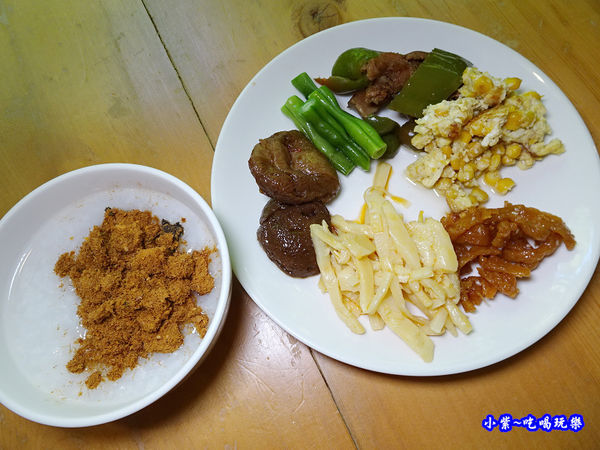 高雄-六本木MOTEL自由館-自助早餐 (14).jpg