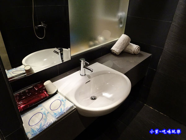 六本木MOTEL自由館-103房 (7).jpg