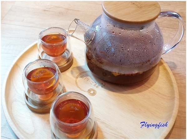 五円•ご緣：✜ 攻佔人心ㄟ日系飯糰和滑嫩布丁 - 五円•ご緣｜三重國小站  初訪+二訪