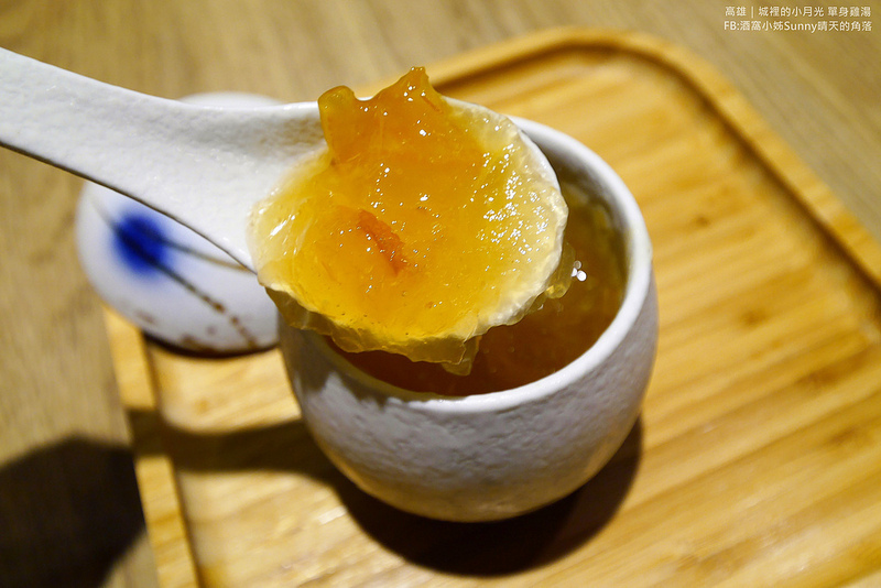 高雄美食x城裡的小月光 單身雞湯