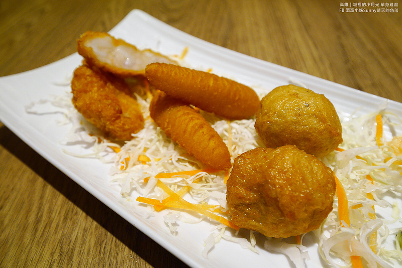 高雄美食x城裡的小月光 單身雞湯