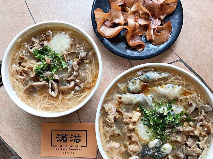 台中好市多旁的銅板美食，滿溢手工麵線