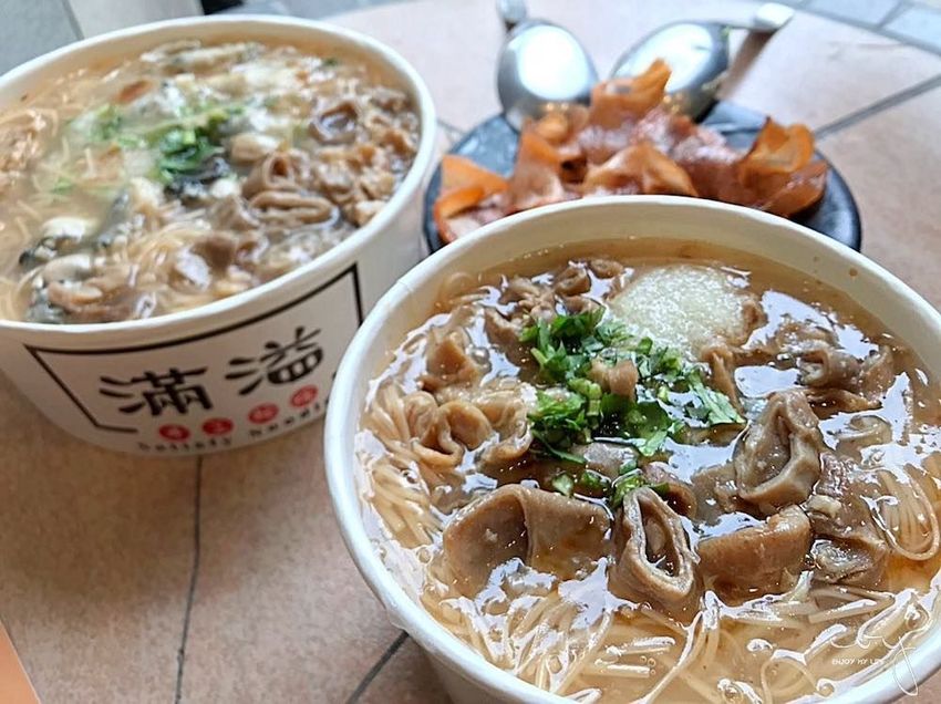 台中好市多旁的銅板美食，滿溢手工麵線