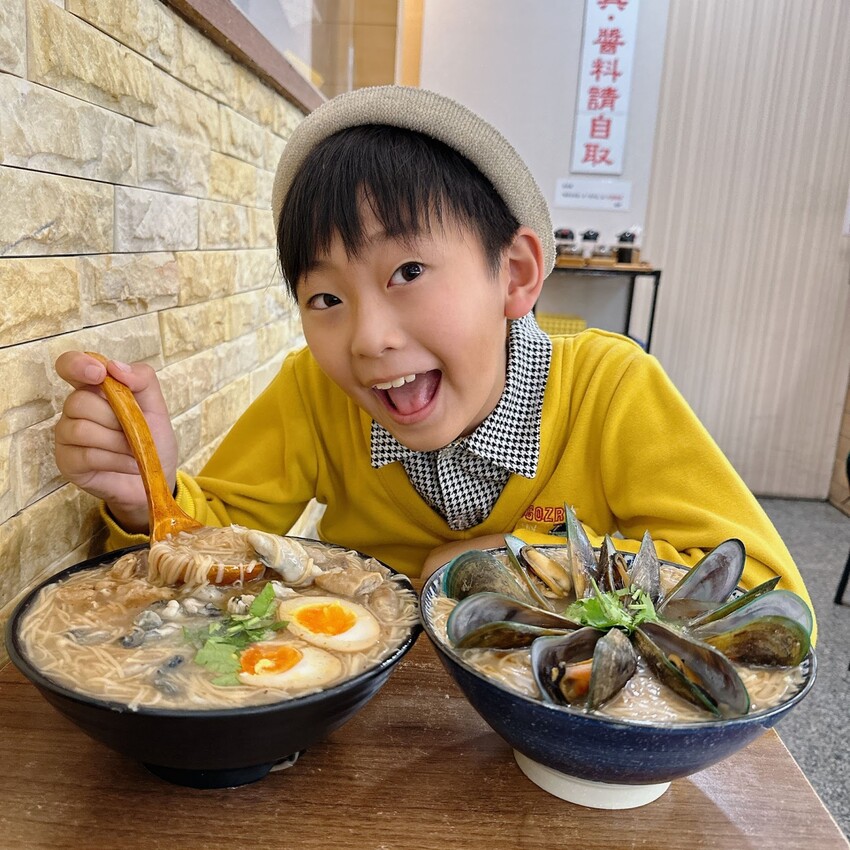 台中市南屯區平價台中美食推薦 滿溢手工麵線～用滿滿的麵線，給你滿滿的飽足感！