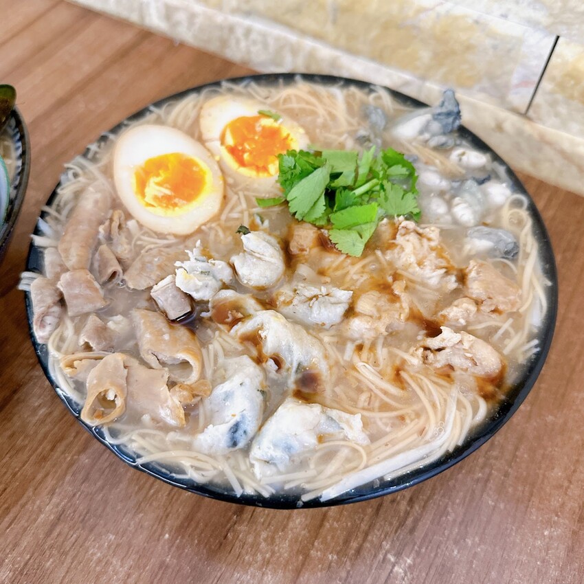 台中市南屯區平價台中美食推薦 滿溢手工麵線～用滿滿的麵線，給你滿滿的飽足感！