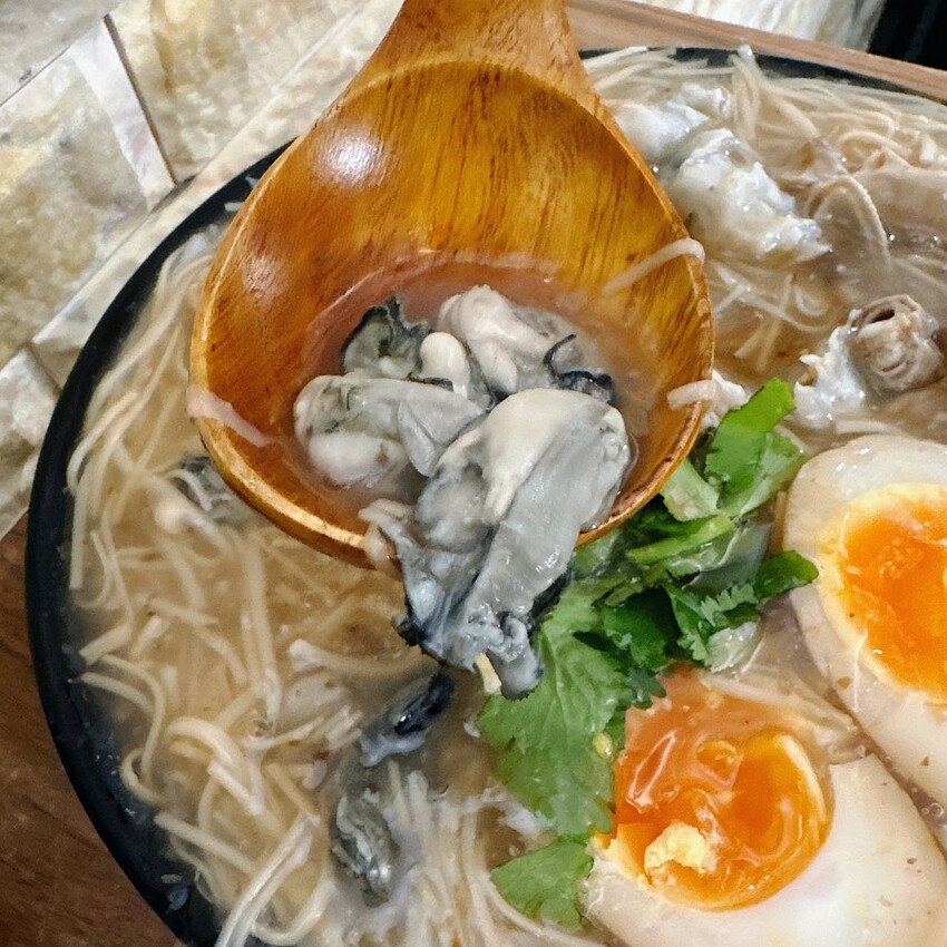 台中市南屯區平價台中美食推薦 滿溢手工麵線～用滿滿的麵線，給你滿滿的飽足感！