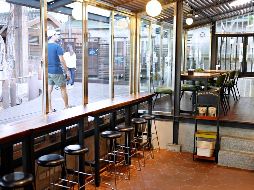 台中-幸卉文學咖啡 Nice to meet you