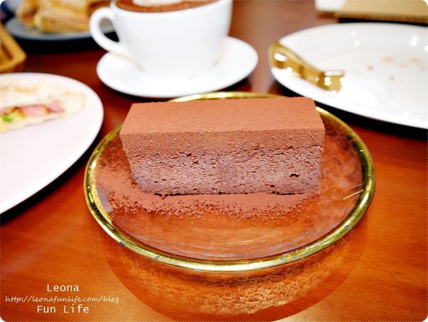 日式老屋幸卉文學咖啡 威士忌生巧克力蛋糕
