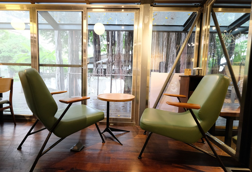 幸卉文學咖啡︳藏在台中文學館的特色咖啡廳，日式刨冰也是扛壩子！ - 金大佛的奪門而出家網誌