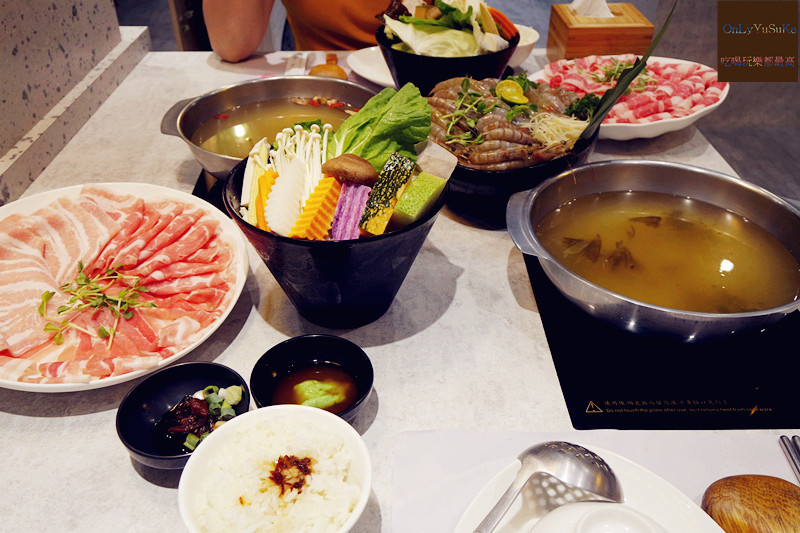 FoOd台北【天棧鍋物】網美火鍋店,來這慶生就有蝦子蛋糕,你幾歲就送幾隻蝦