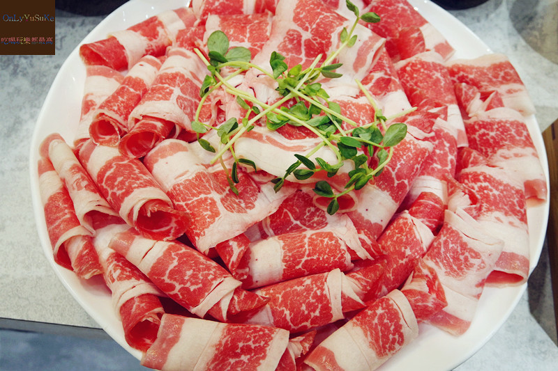 FoOd台北【天棧鍋物】網美火鍋店,來這慶生就有蝦子蛋糕,你幾歲就送幾隻蝦