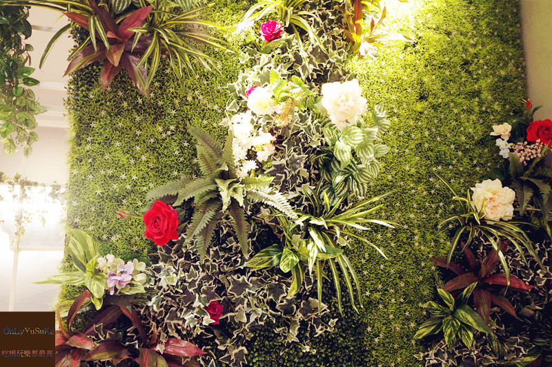 FoOd台北【天棧鍋物】網美火鍋店,來這慶生就有蝦子蛋糕,你幾歲就送幾隻蝦