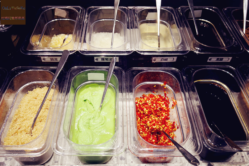 FoOd台北【天棧鍋物】網美火鍋店,來這慶生就有蝦子蛋糕,你幾歲就送幾隻蝦