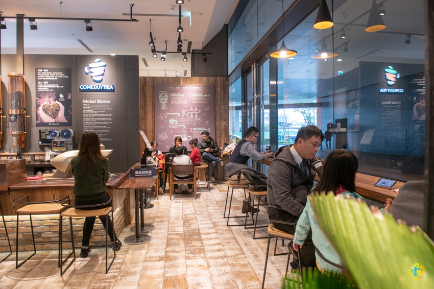 台北茶飲推薦》COMEBUYTEA 台北誠品生活松菸店 - 引領當代新茶流 顛覆傳統茶思維 - 時空幻境 凌雲江海清