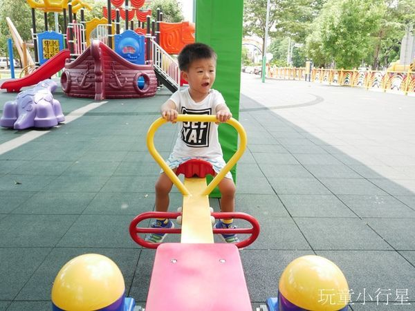 草屯兒童樂園6.JPG