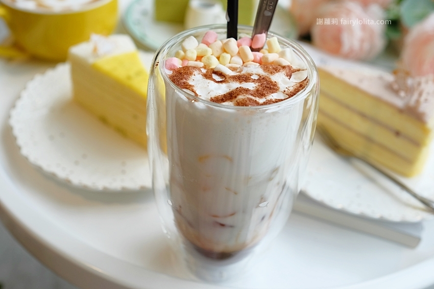 台中甜點 | 2度C Ni Guo。限量隱藏版想吃碰運氣,不敢相信千層蛋糕一片竟然只要100元! @蹦啾♥謝蘿莉 La vie heureuse