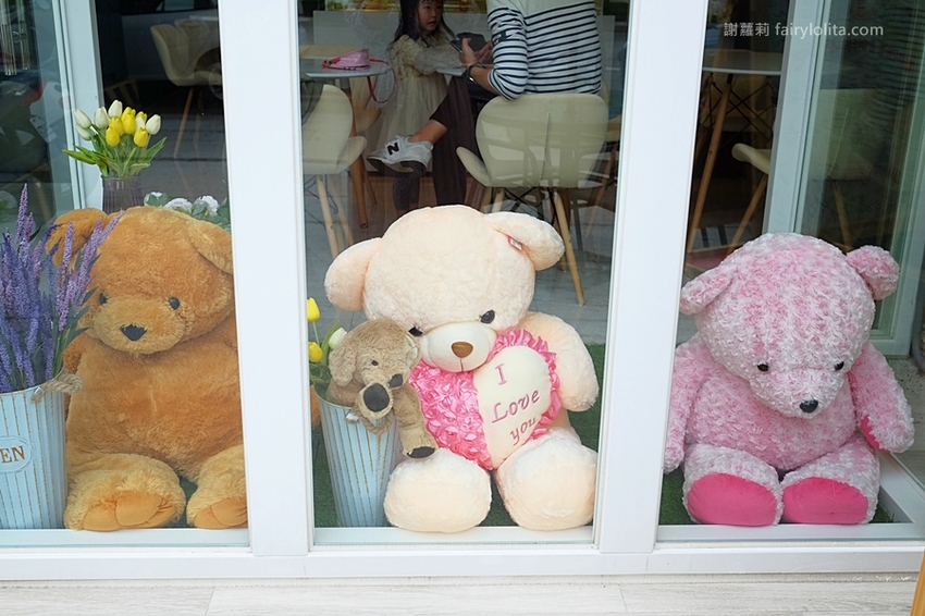 台中甜點 | 2度C Ni Guo。限量隱藏版想吃碰運氣,不敢相信千層蛋糕一片竟然只要100元! @蹦啾♥謝蘿莉 La vie heureuse