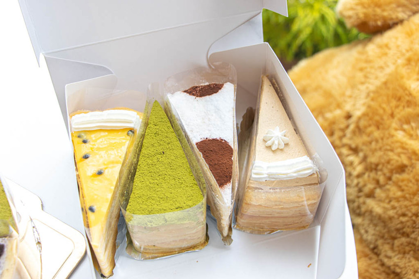 台中南屯，2度C NiGuo 公益店，外帶千層超人氣組合價，平均每片只要100元。 - 微笑Joe幸運